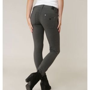 Grey Skinny Guess Jeggings